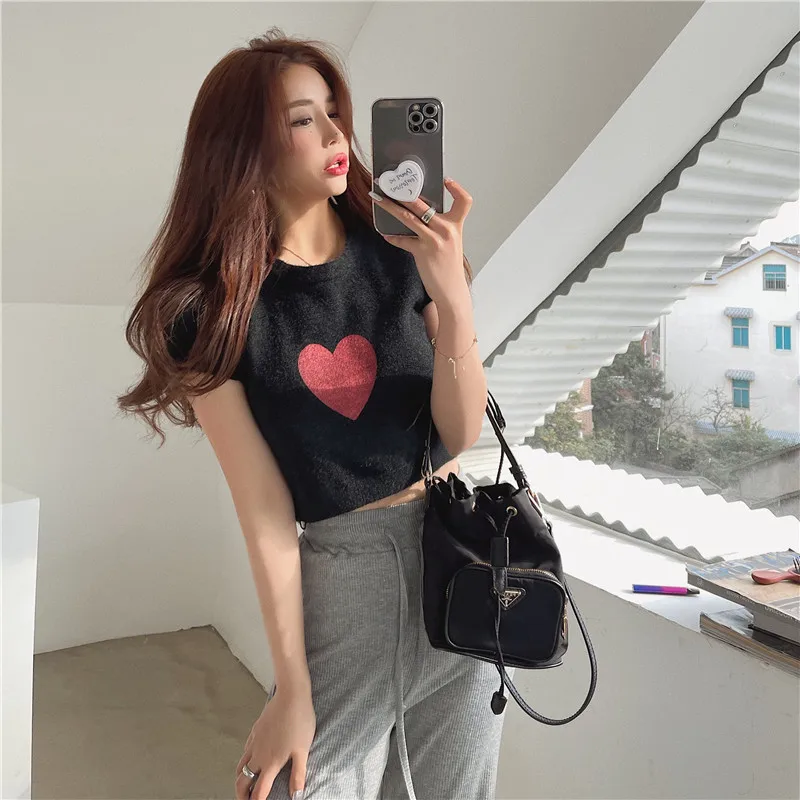 

Short Bottoming Shirt Women'S 2021 Spring Summer New Korean Style Slim-Fit Short-Sleeved T-Shirt Fashion Love Knitted Top 7088