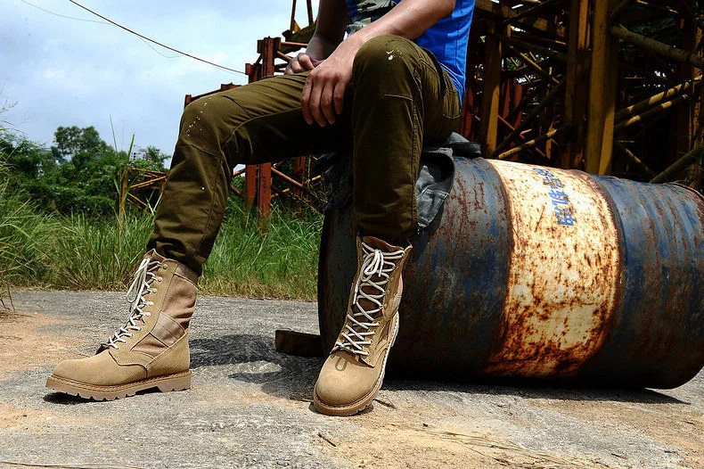 LAKESHI Brand Men Boots Fashion Motocycle Boots Men Shoes Winter Military Boots Male Autumn Winter Leather Desert Male Boots