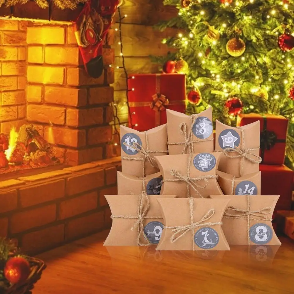 

Фотобокс с наклейками, с календарём