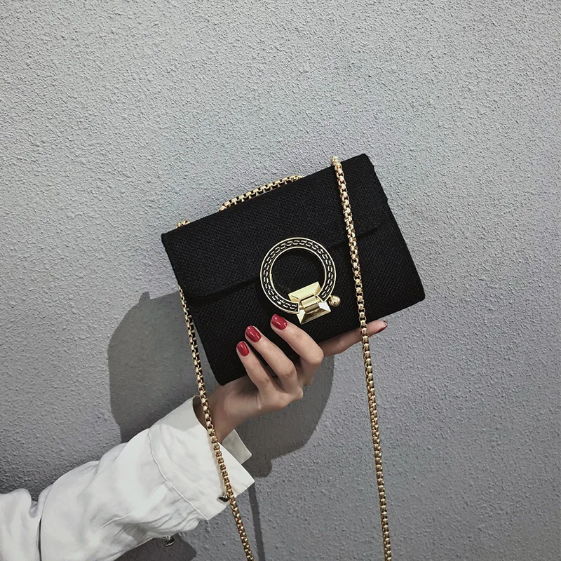 

2021 New Shoulder Bag Chains Messenger Bag Fashion Girls Casual Handbag Simple Leisure Personality Small Square Women Bag