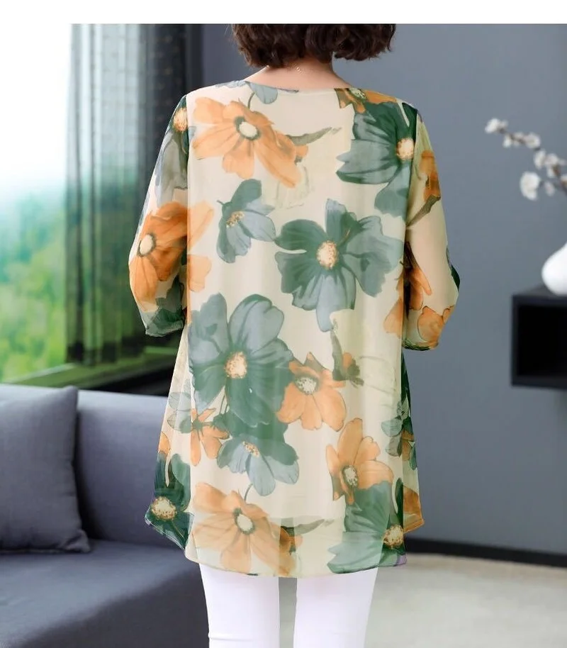 

2021 New Summer Middle Aaged Women Korean Chiffon O-Neck Blouse Tops Female Flower Print Fashion Loose Plus Size 4xl Shirt W53