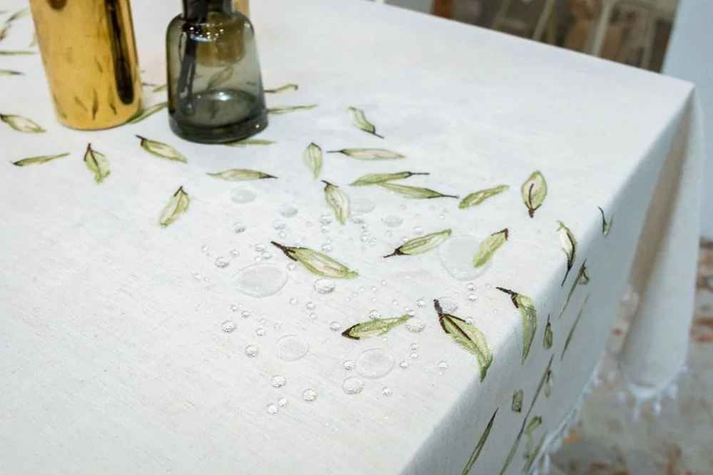 

New Embroidery Decorative Linen Tablecloth With Tassel Waterproof Oilproof Rectangular Wedding Dining Table Cover Table Cloth