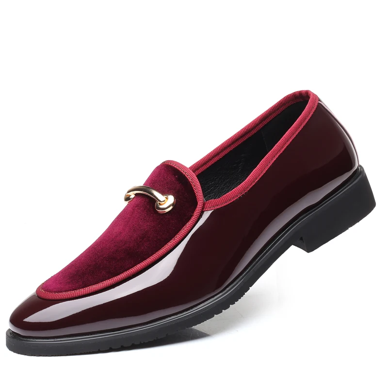 

Men's Casual Shoes Fashion Men's Shoes One Pedal Breathable Red Casual Shoes Men's Loafers Black Large Size Men's Shoes