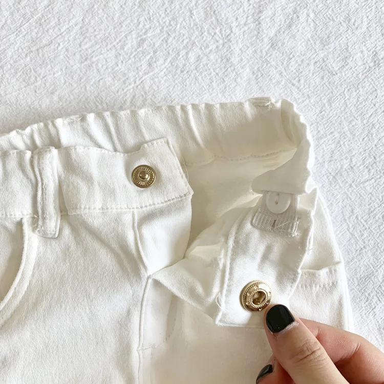 Демисезонные рваные джинсы для маленьких девочек детские брюки с дырками белые