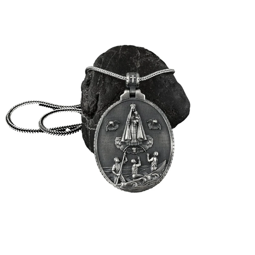 

Virgin Mary Commemorative Medal Catholic Pendant Necklace Christian Accessories Vintage Men's Religious Necklace