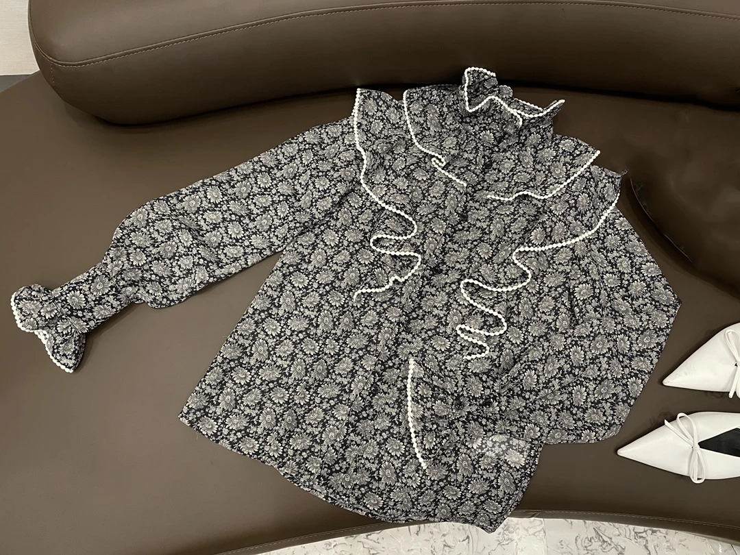 

New Ladies Fashion 2021 Long Sleeve Sexy Casual Little Daisy Lace Edge Shirt 1222