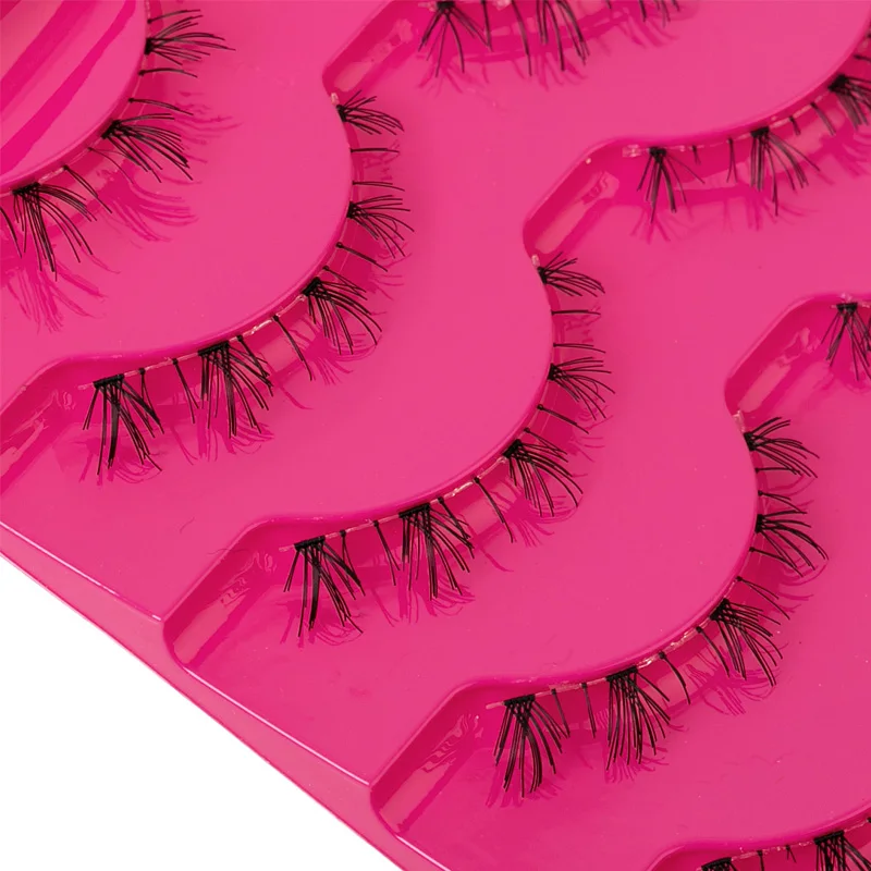 Натуральная красота мягкий макияж накладные ресницы под глазами нижняя ресница