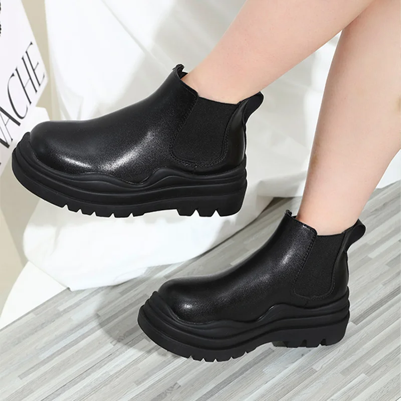 

2021 New Woman Thick Bottom Boots PU Leather Solid Outdoor Non-Slip Boots Casual Women's Flats Fashion Ladies Shoes Comfortable