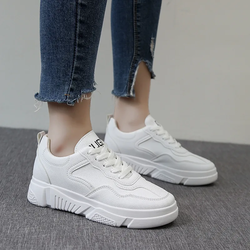 Белая женская обувь в Корейском стиле новый стиль повседневная на платформе папы