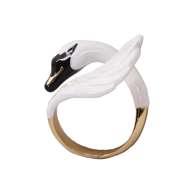 Женское кольцо с эмалью и лебедем в форме винограда|swan ring|designer ringring design |