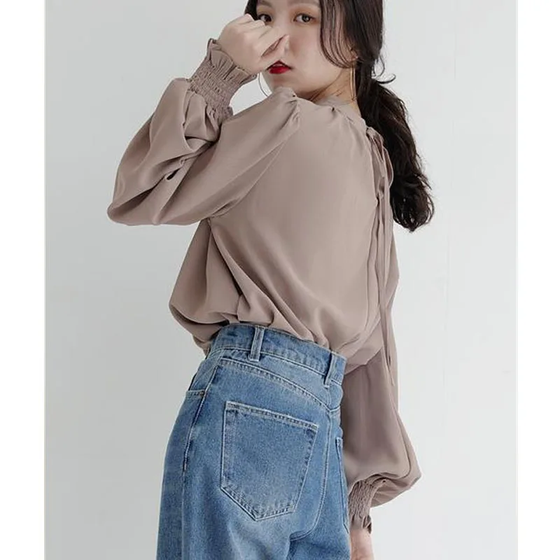 

Women Blouse Lantern Sleeve Wide Cuff Ruched Blouse Chiffon Blouse Mandarin Collar Shirts Leisure OL Style Streetwear