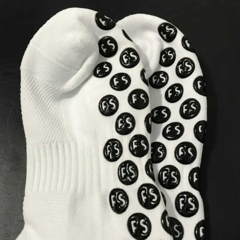 Новые стильные футбольные носки FS круглые силиконовые Нескользящие с присоской