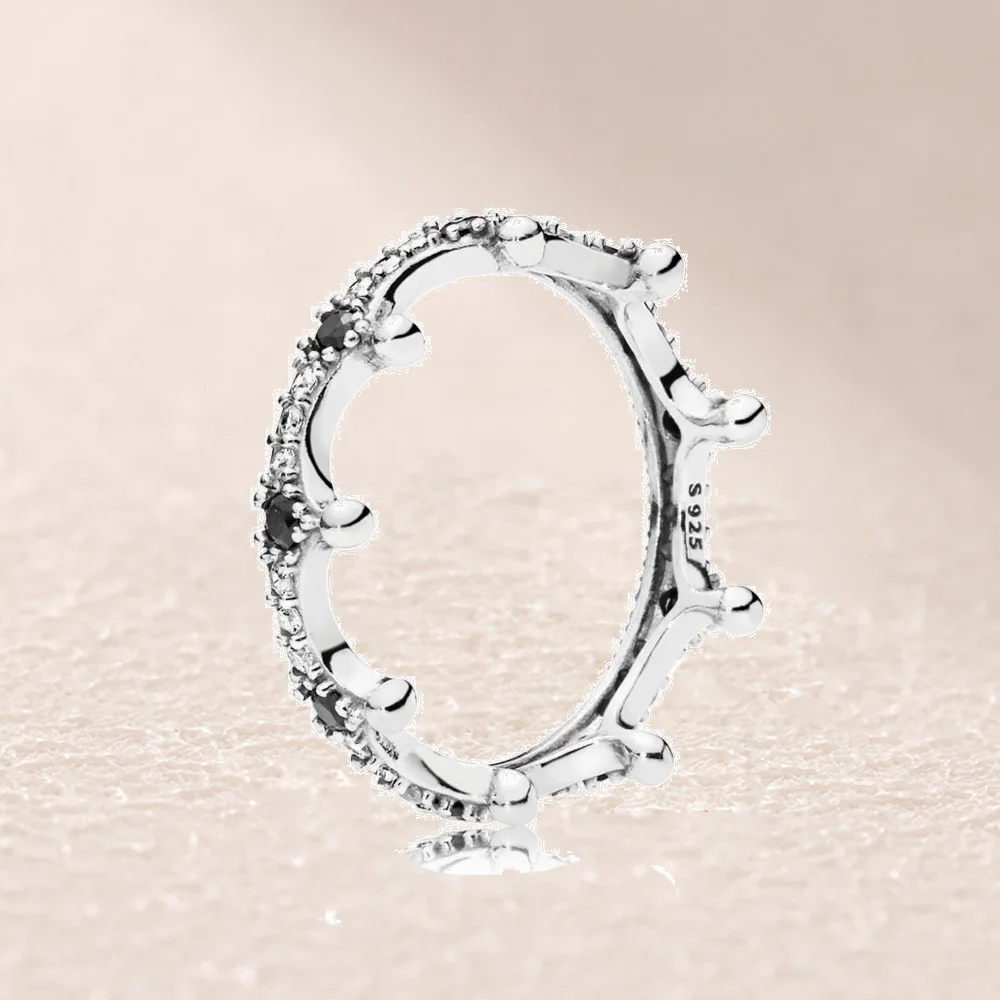 

197087NCKMX BLACK ENCHANTED CROWN RING