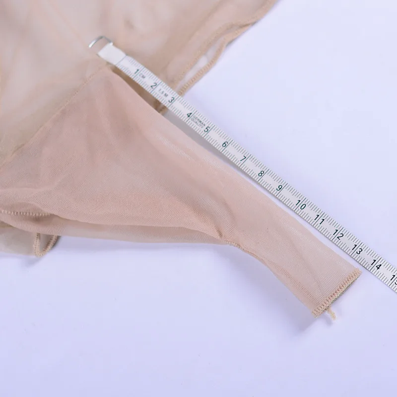 Нижнее белье мужское прозрачное с вырезами спереди и выпуклым карманом|G-стринги