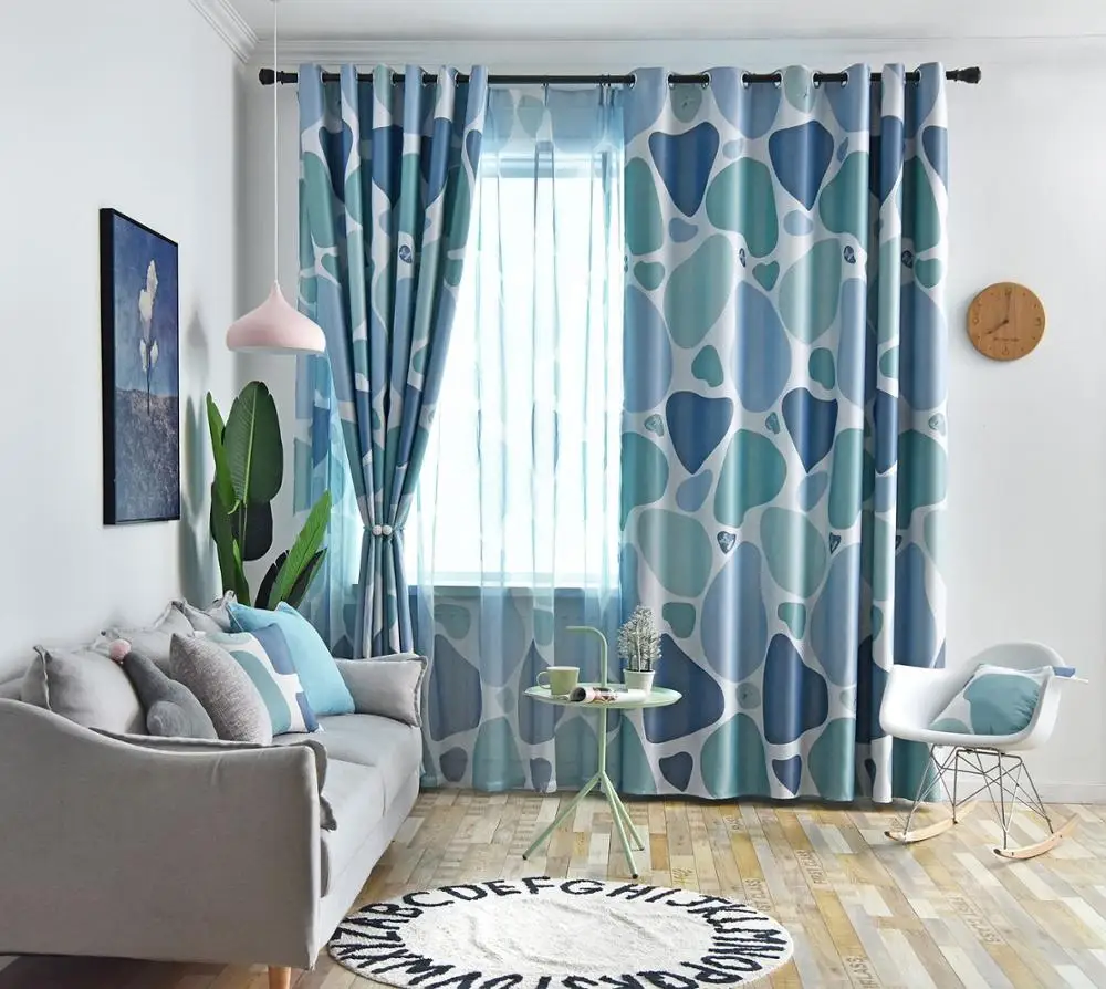Плотные затемненные занавески с принтом тканевые для детской спальни гостиной