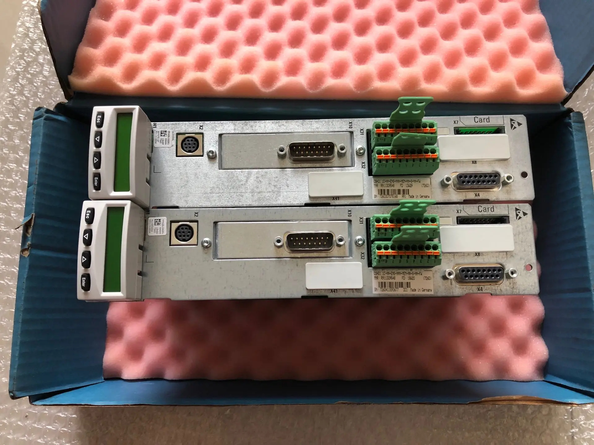 CSH01.1C-NN-ENS-NNN-MEM-NN-S-NN-FW усовершенствованный блок управления используемый в хорошем