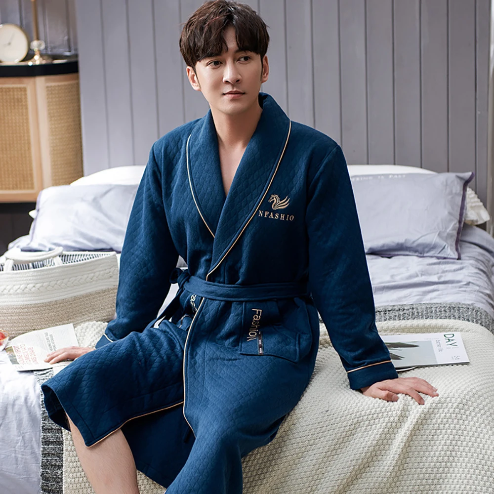 Autumn Winter Thick Warm Men Robe Bathrobe 100%Cotton Air Interlayer Bath Sleepwear Luxury Men Kimono Solid Plaid Dressing Gown