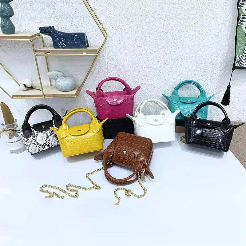 

Spot wholesale autumn new trend fashion handbag crocodile personalized versatile girl Mini messenger bag