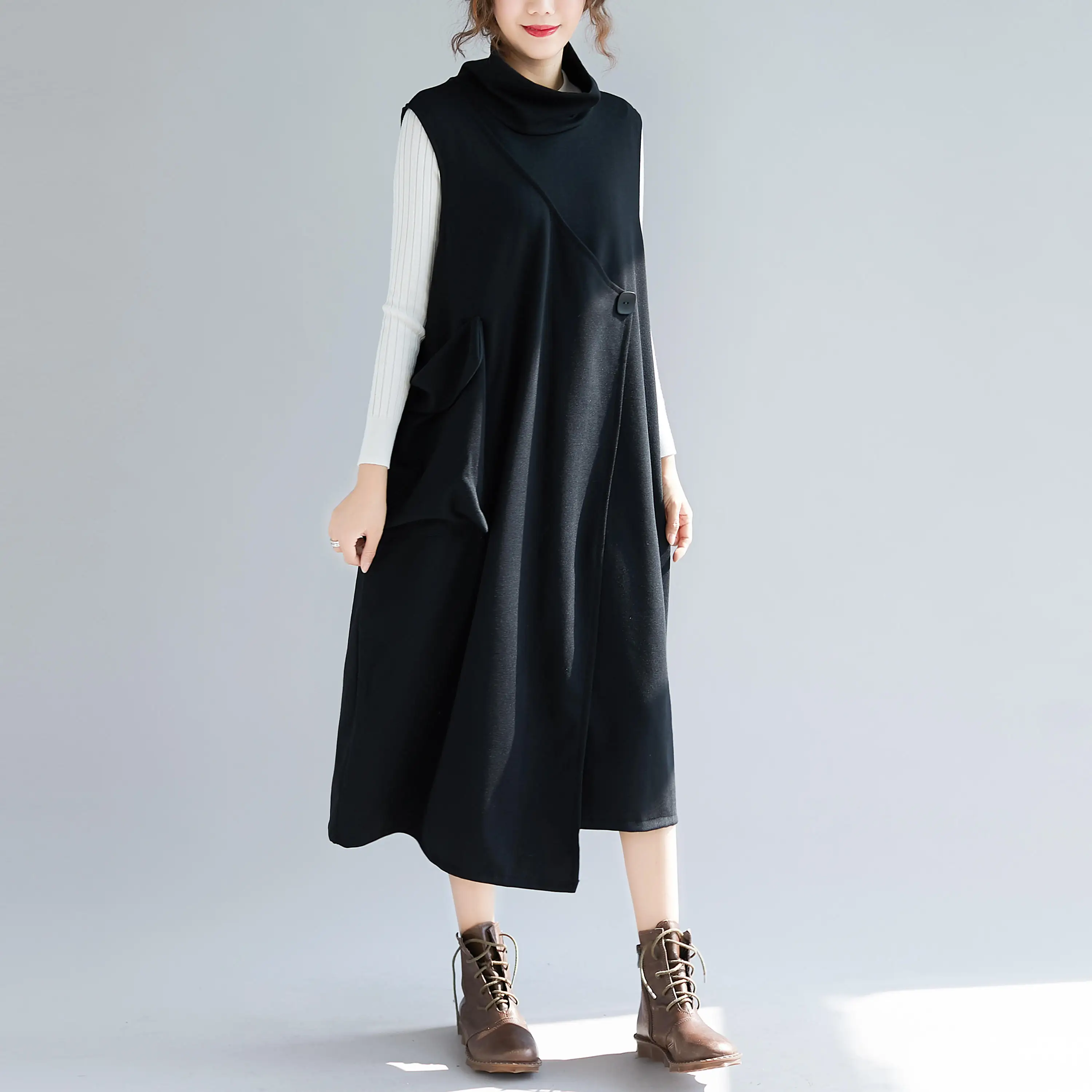 Женское свободное однотонное платье майка с высоким воротником Асимметричная