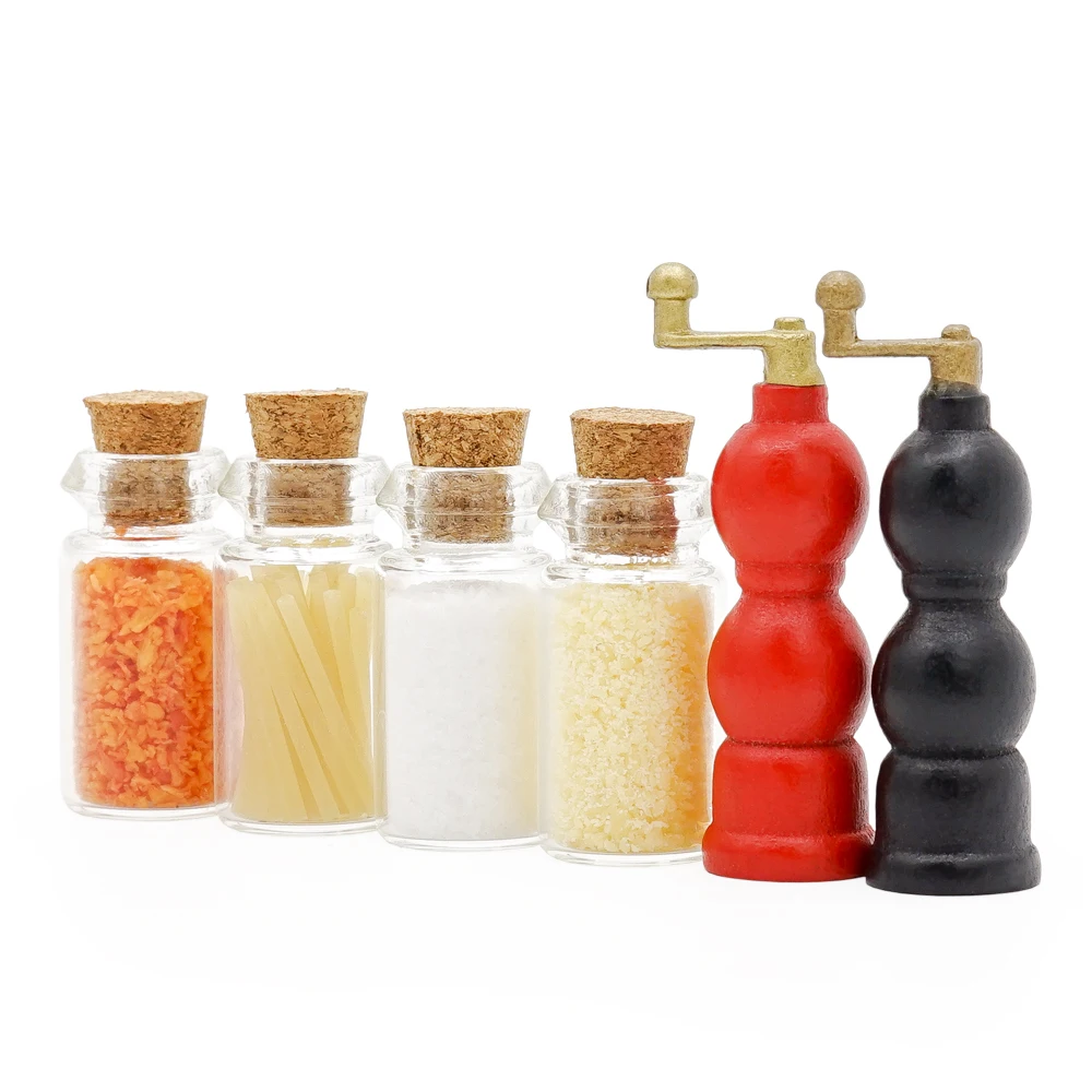 

Odoria 1:12 Miniature 4Pcs Spaghetti Seasoning Jar and 2Pcs Grinding Spice Bottle Kitchen Set Dollhouse Accessories Decoration