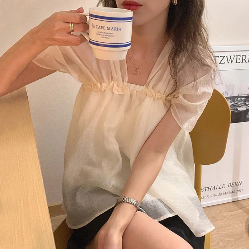 

Summer New Fashion Temperament Blouse Female French Square Collar Fold Loose Blusa All-match Puff Sleeve Chiffon Shirt KK173