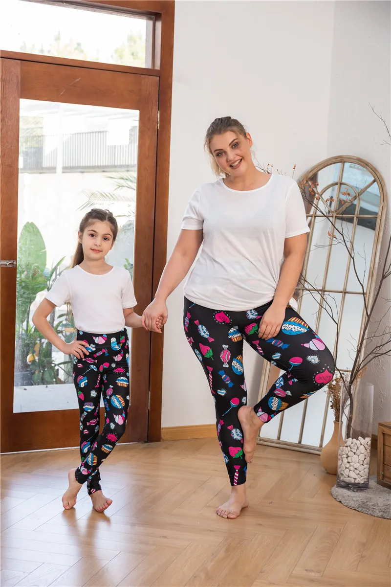 

High Quality Mommy Daughter Christmas Candys Yoga Leggings