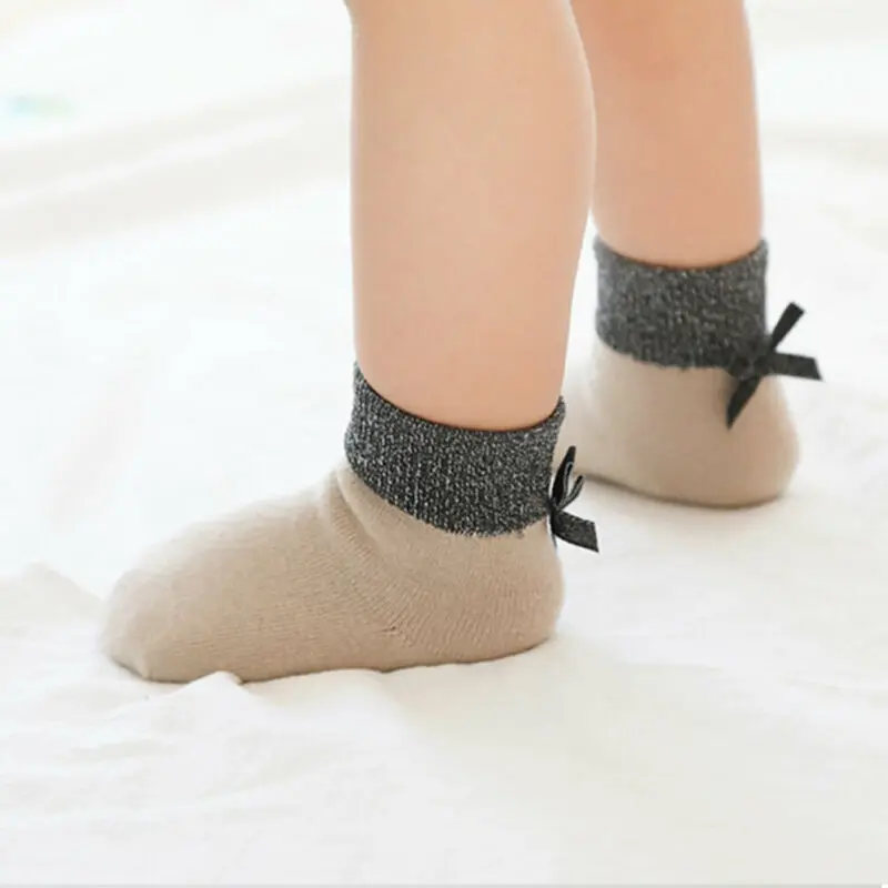 В наличии детские носки-пачки с оборками и бантом для маленьких девочек