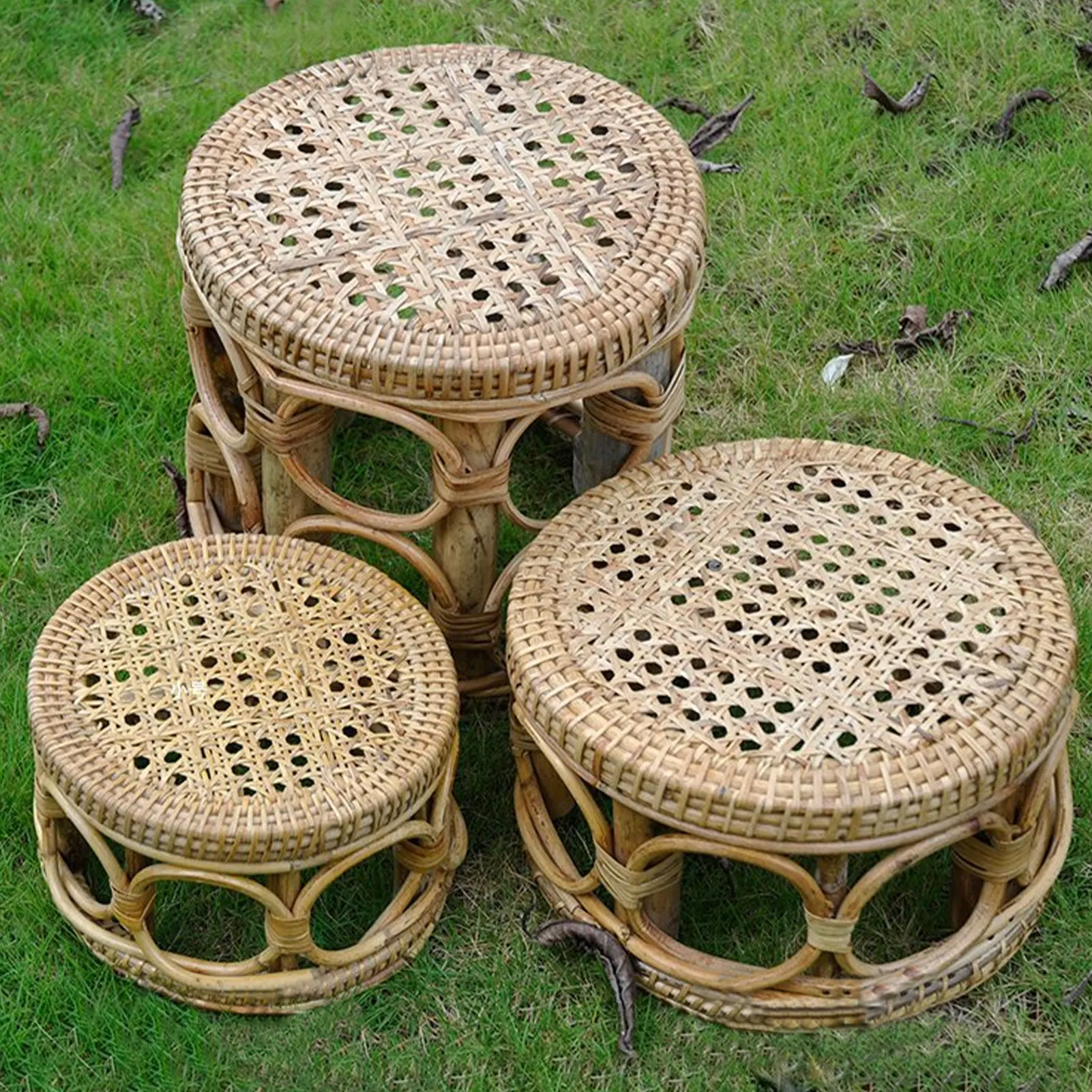 

Natural Rattan Plant Stand Durable Decorative Flower Pot Shelf Holder For Indoor Balcony Home Decoration Rattan Stool