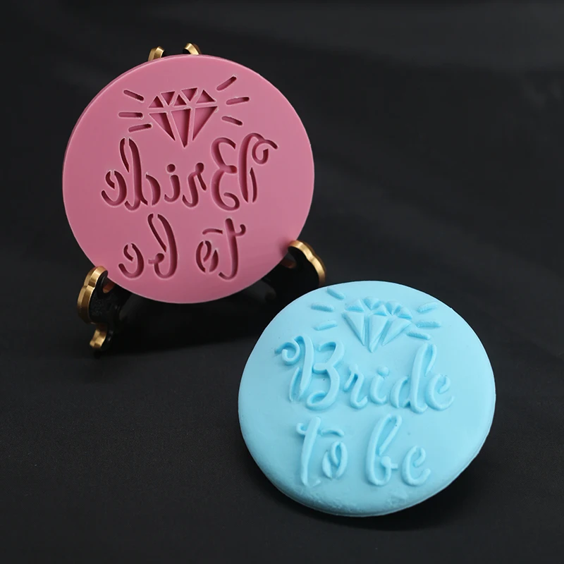 New Bride to be MR and Mrs Cookie Cutter Mould 3D Fondant Cake Embosser Stamp Mold Wedding Biscuit Decorating Tools | Дом и сад
