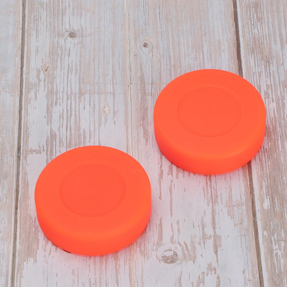 

10 Pcs Adjustable Hardness Rubber Ice Hockey Pucks Matte Hockey Balls Sports Supplies for Roller Street Hockey(Orange)
