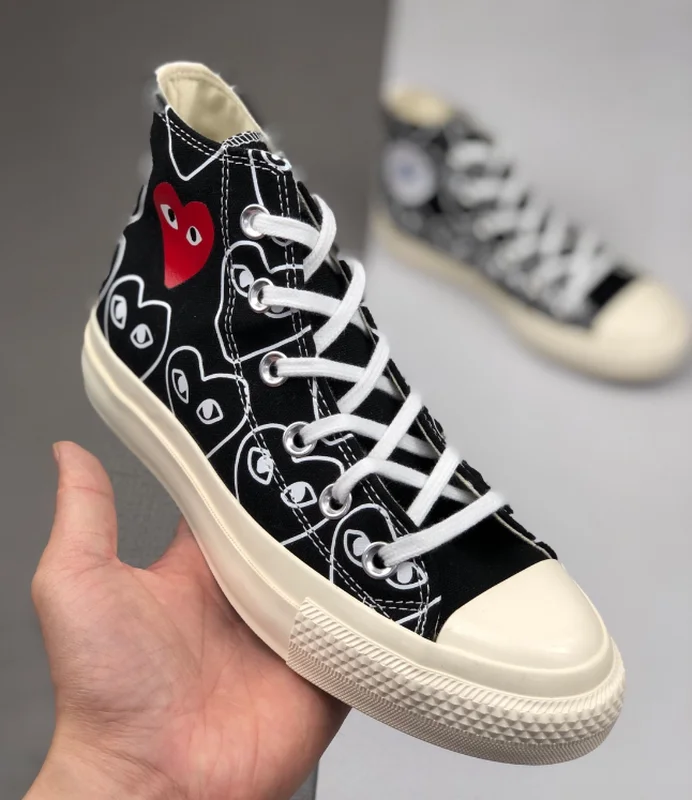 

2021 Newest Big Szie Women and Men Outdoor Sport Black and White Sneakers Men Play Skateboarding Shoes