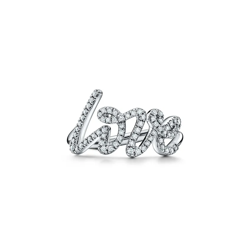 

Fashion boutique noble LOVE stone ring