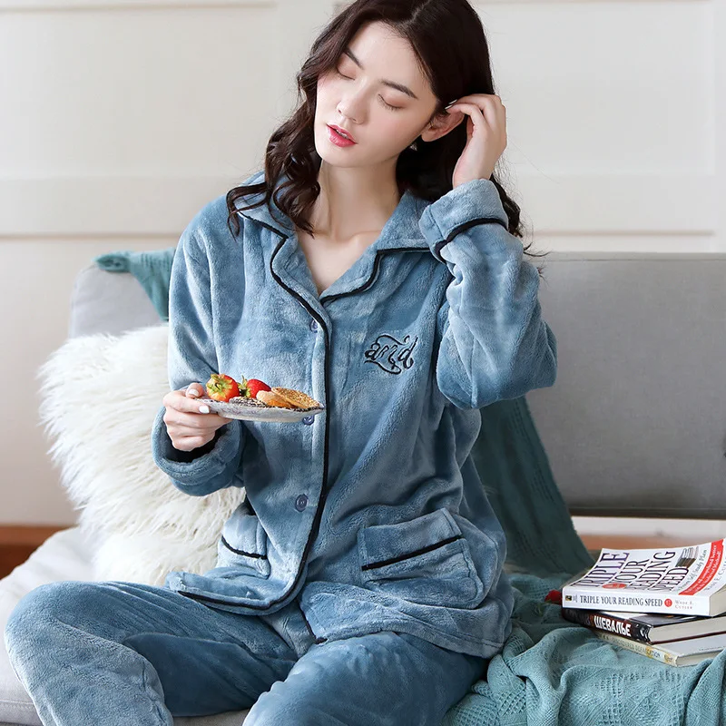

Winter aesthetic home simple Flannel Women's Pajamas Lovely Doll Collar Thickened Home Clothes Set Pajama Set