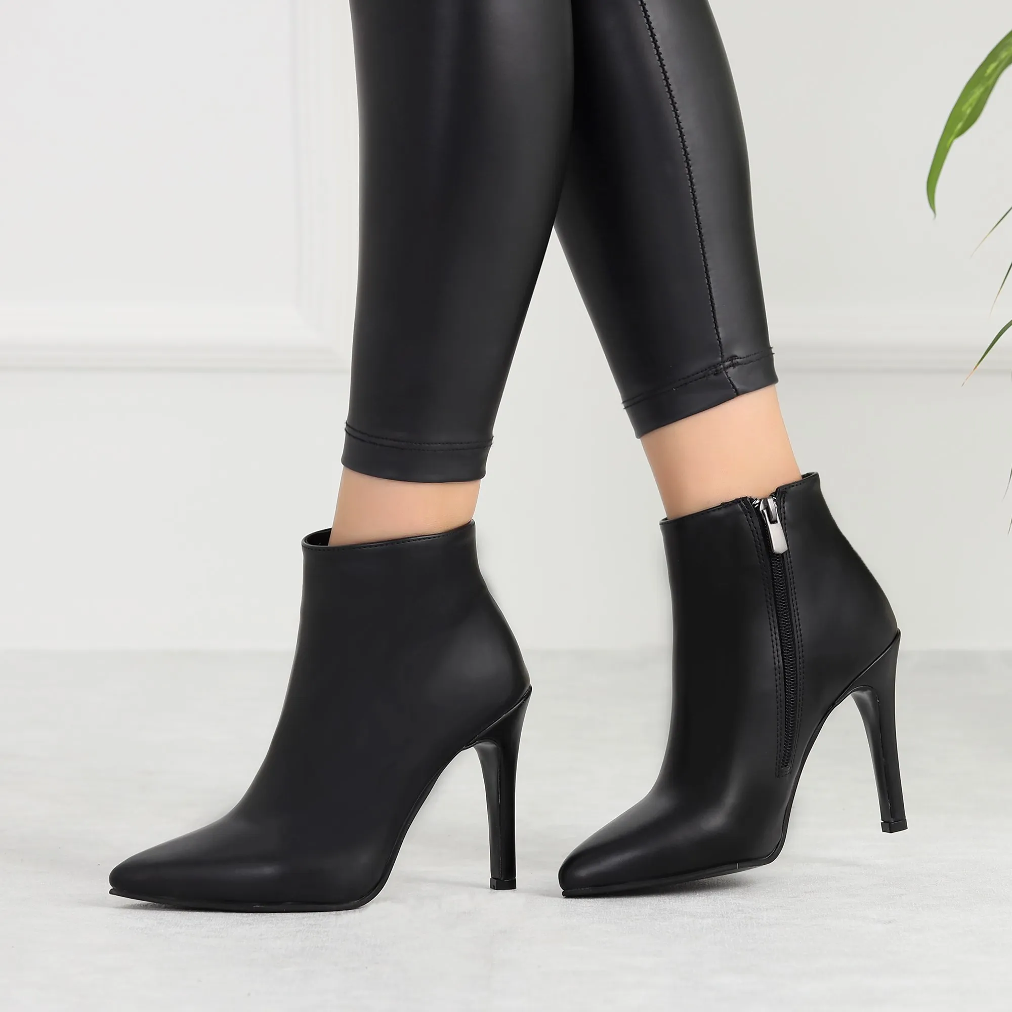 

Mst-002 Black Leather 2020 new leather women sexy high heels autumn women shoes Winter Women boots size 35-40