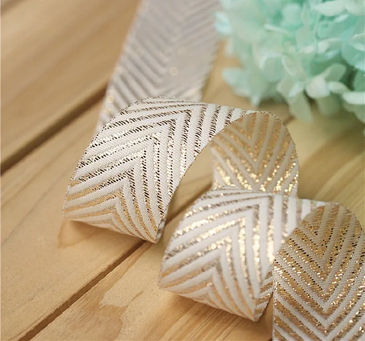 

Лента с золотой нитью шириной 2,5 см, 5 м/лот, лента для шитья «сделай сам», аксессуары для украшения в стиле пэчворк X1040