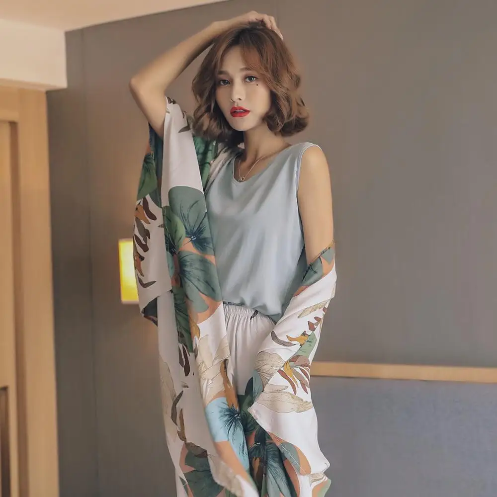 

2022new Spring Ladies Pajama Set Viscose Satin 4Pcs Set Cardigan+Vest+Pants+Shorts Floral Printed Femmal Sleepwear Homewear