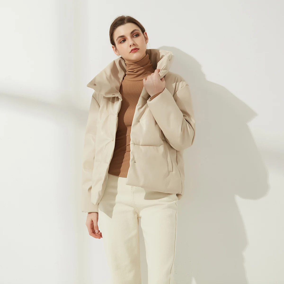 Парка женская зимняя из плотного хлопка однотонная водонепроницаемая | Женская