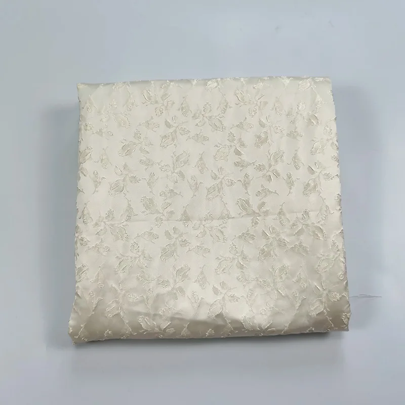 

European-style solid color dark-grain jacquard fabric, sewing fabric factory shop is not out of stock