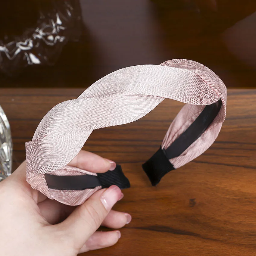 Leveo Twist Hairband для женщин Глянцевая s-образная головная повязка для волос ободок для девочек Новые плетеные головные повязки обруч для волос аксессуары - Цвет: Розовый