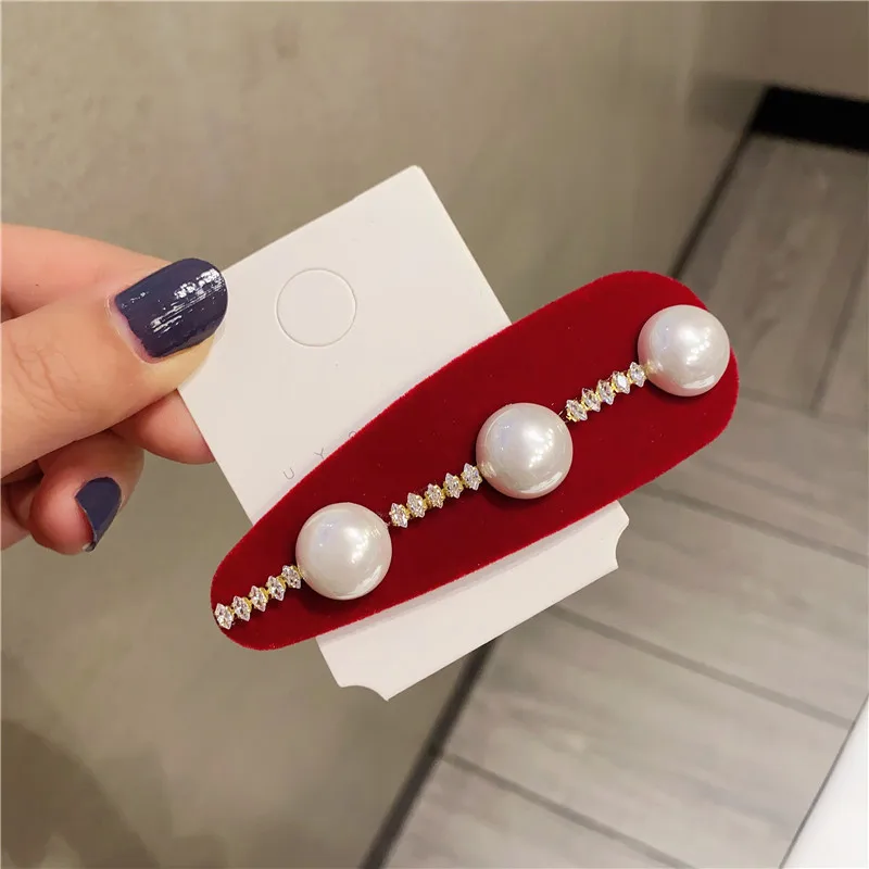 

Korean Style New Velvet Rhinestone Imitation Pearl Heart Bow BB Clip Girl Retro Hair Clip for Women Fashion Hair Accessories