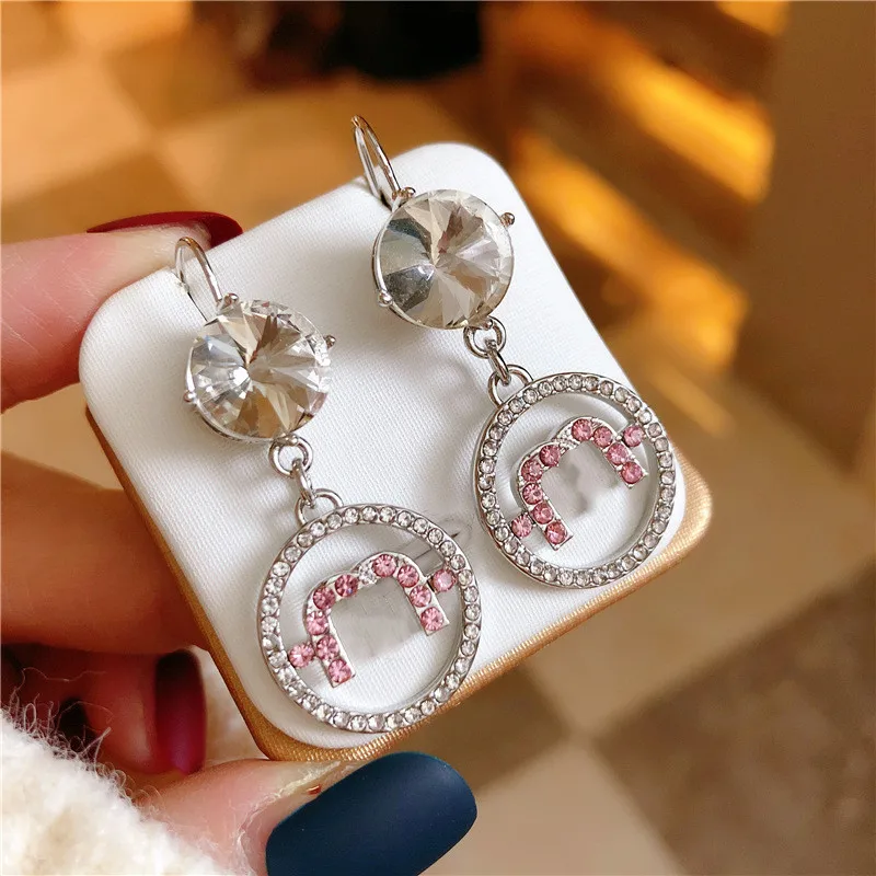 

Original Brand Designer M Letter Pink Crytal Stud Earring for Women Delicate Romantic Dangle Earrings Holiday Jewelry Party Gift