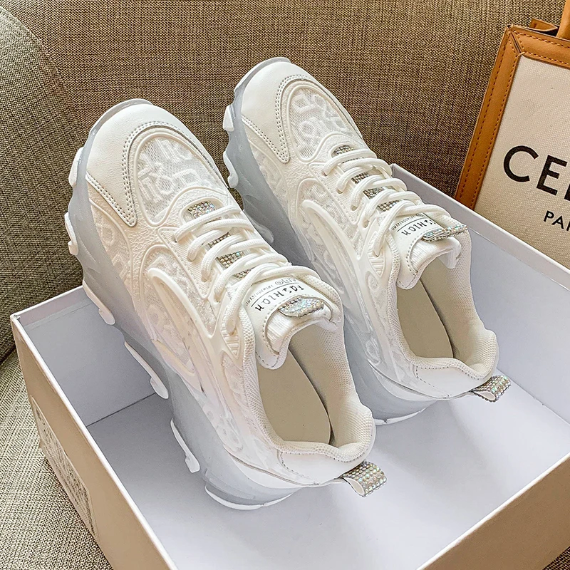 

SYNXDN Womens Sport Shoes Sneakers On The Platform Flat Mesh Non-slip Summer Athletic Walking Shoes White Vulcanized Female