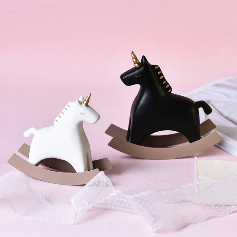 Скандинавская смола лошадь качалка орнамент простое сердце для девочек