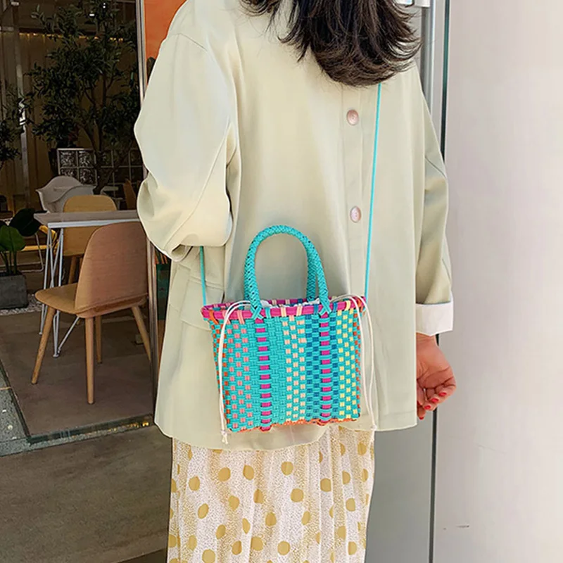 

Plastic Woven Handmade Rattan Straw Bag for Women Small Beach Shoulder Bags Female Messenger Crossbody Bag Travel Totes Handbags