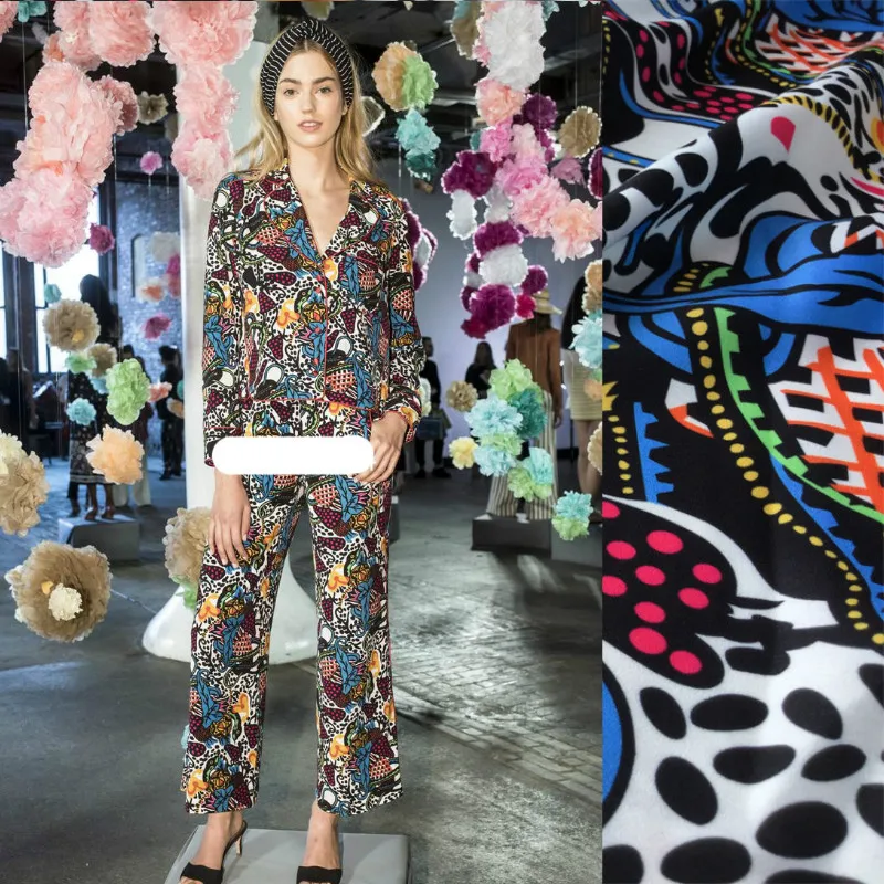 Ткань с принтом клубники измерительный бренд печать Женская ткань для платья