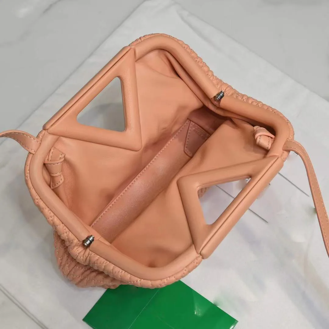 

Lady Bags New Designer Fashion Handbags Luxury Brands Shoulder Bag Female Personality Messengers Bags Genuine Leather Bags