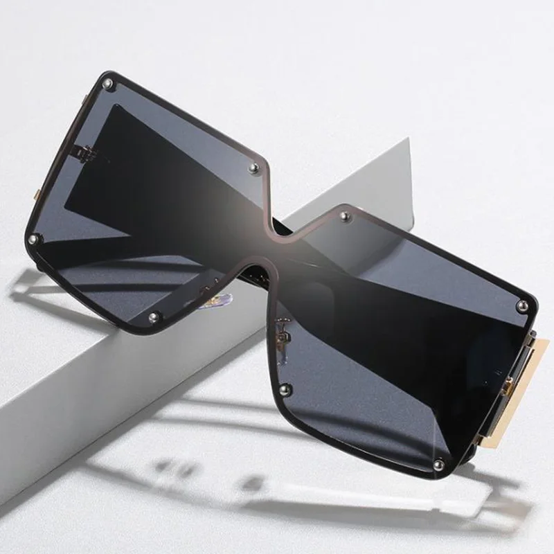 

Oversized Rimless Square Sunglasses Women Vintage 2021 Luxury Brand Rivet Shades Fashion Gradient Sunglasses Female Eyewear