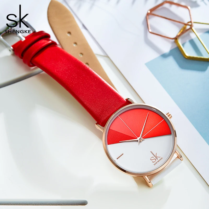 Shengke Модные Женские Двухцветные часы с ремешком из искусственной кожи круглым