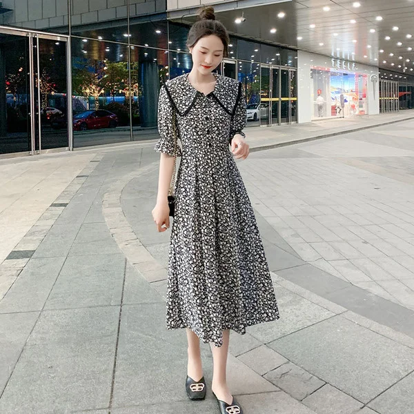 

New French Retro Mid-Length Floral DressNuyoah