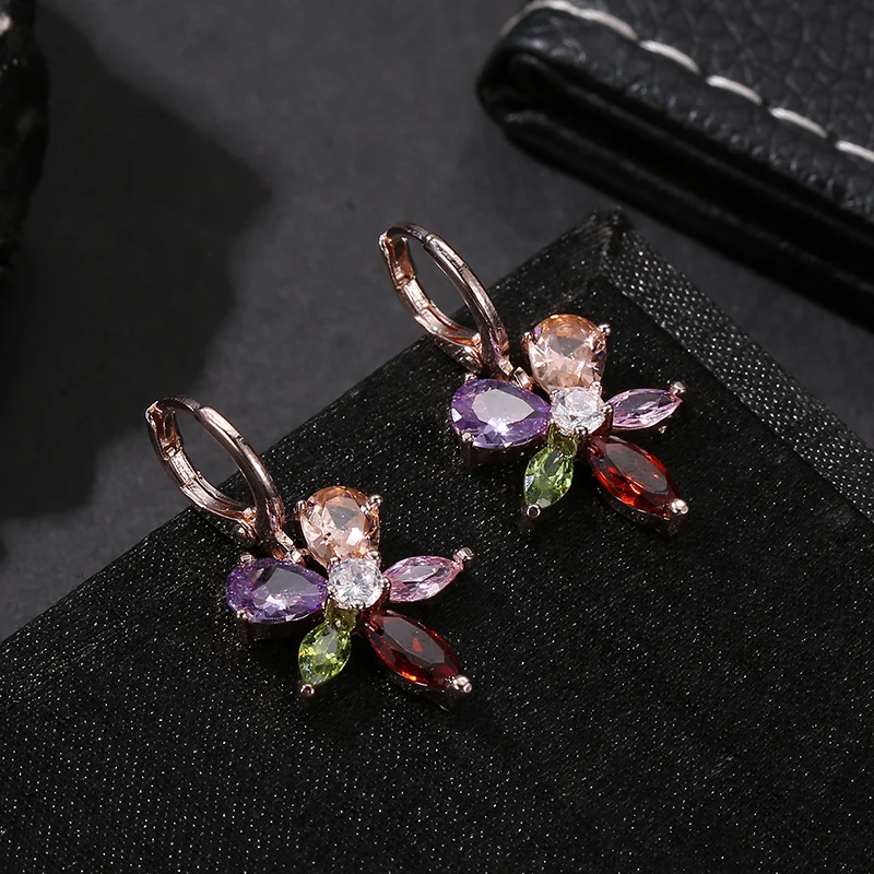 Женские Геометрические серьги кольца CARSINEL из розового золота с фианитами